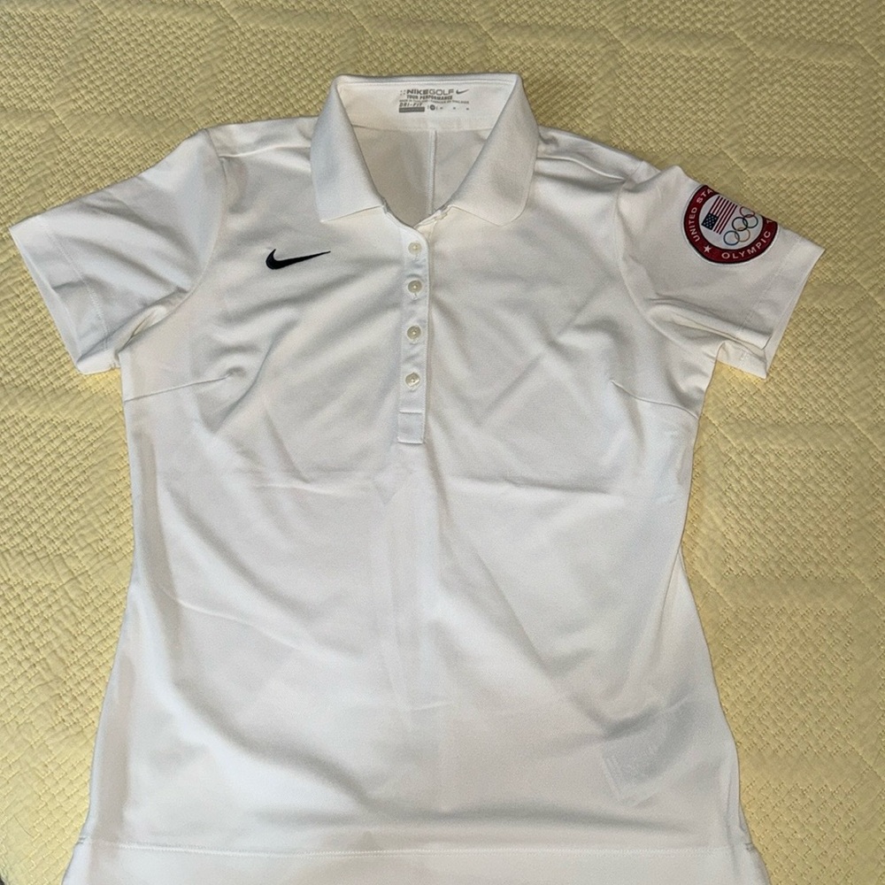 Women’s golf shirts: Callaway and Nike. Excellent condition. Legg17 - Picture 6 of 16